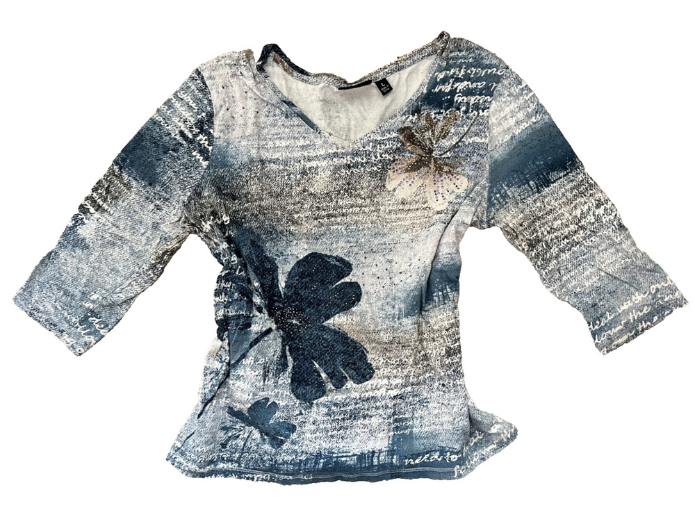 Women's Onque Casual Size Large Y2K Grey Blue Floral Graphic Print Half Sleeve